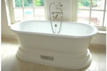 Chadite Churchill Bath